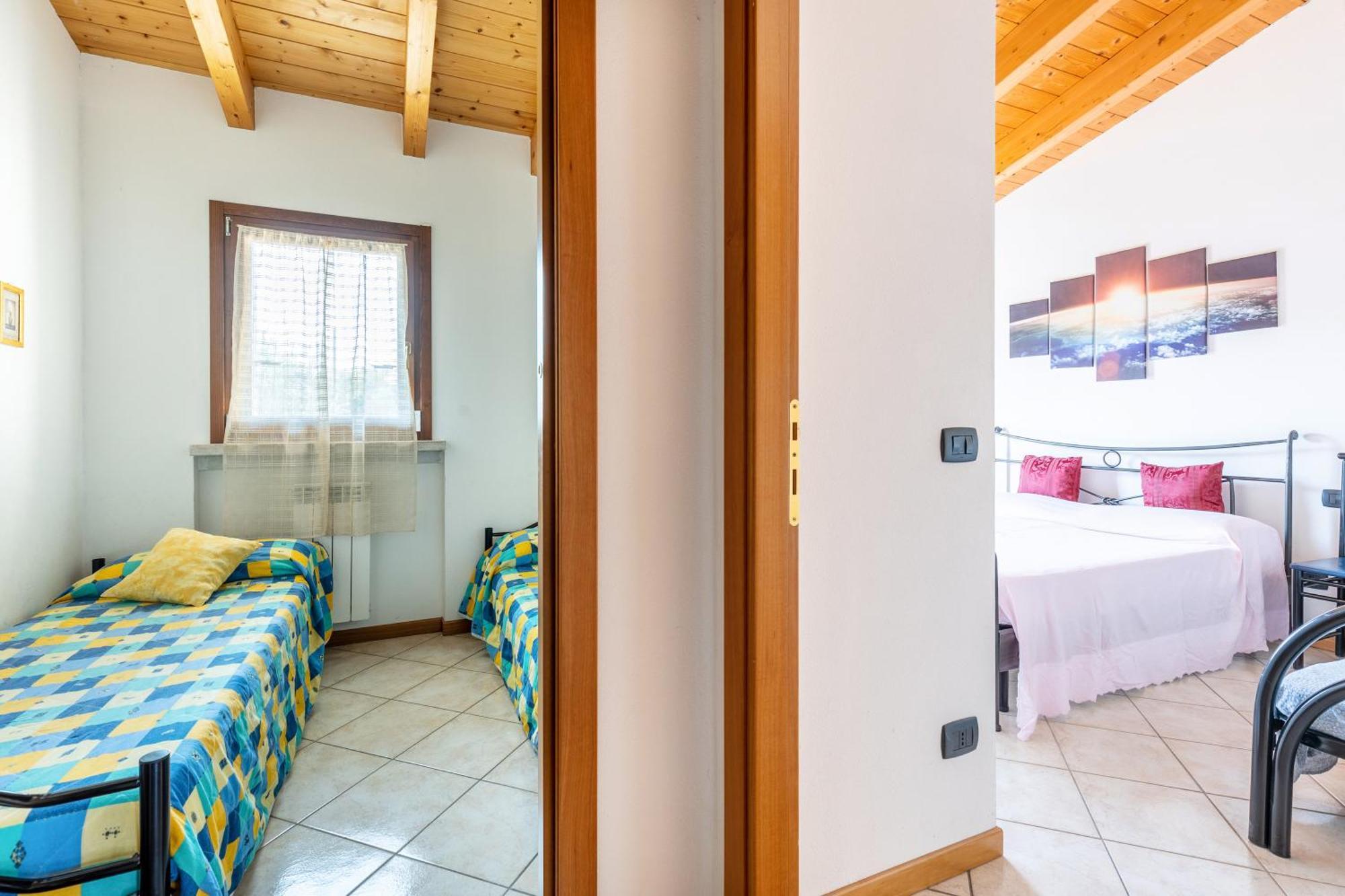 Residence La Corte Near Gardaland Castelnuovo del Garda Exterior photo